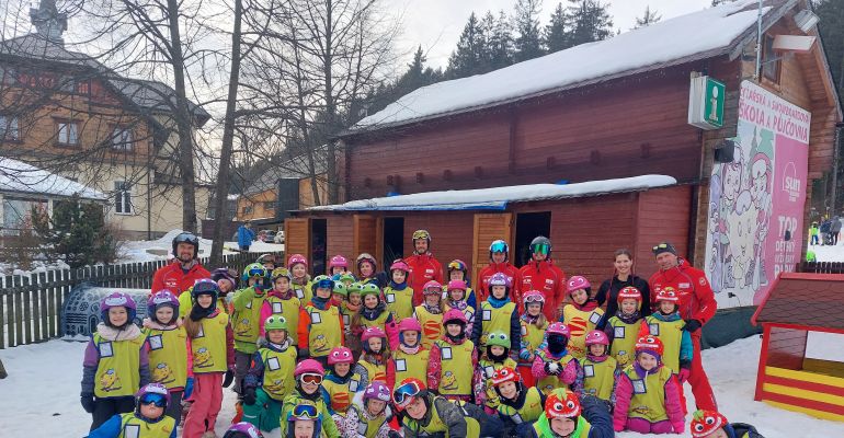 Lyžování se sluníčkem na Bílé