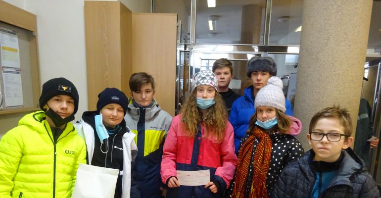 Žákovský parlament zahájil svou činnost a zprostředkoval pomoc