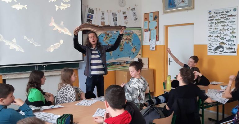 S Ondrášovkou do škol